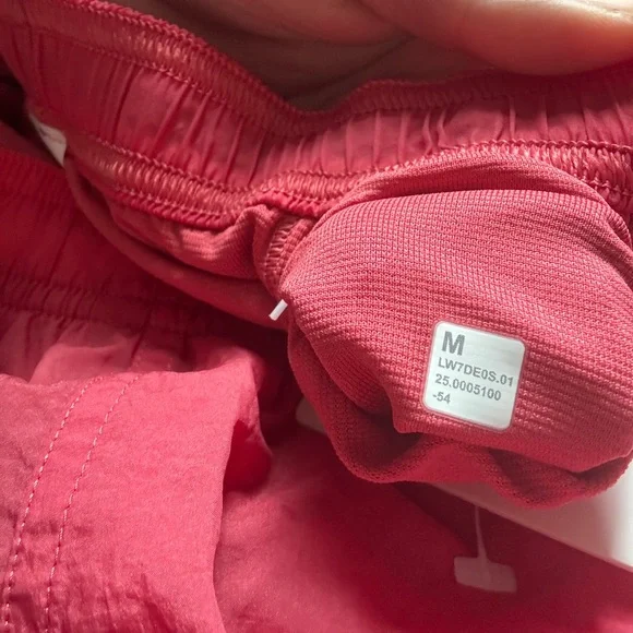lululemon athletica Coral Athletic Shorts - Picture 5 of 7